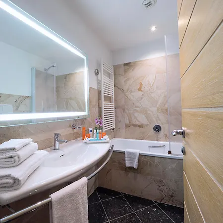 Ih Firenze Business Hotel 4*
