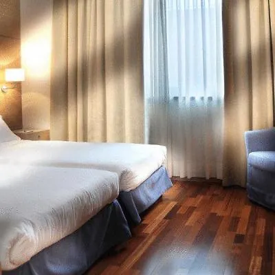 Hotel Ih Firenze Business 4*