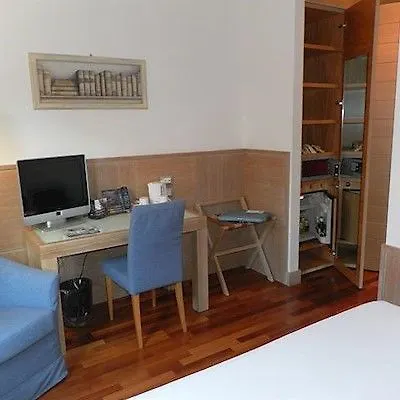 Ih Firenze Business Hotel 4*